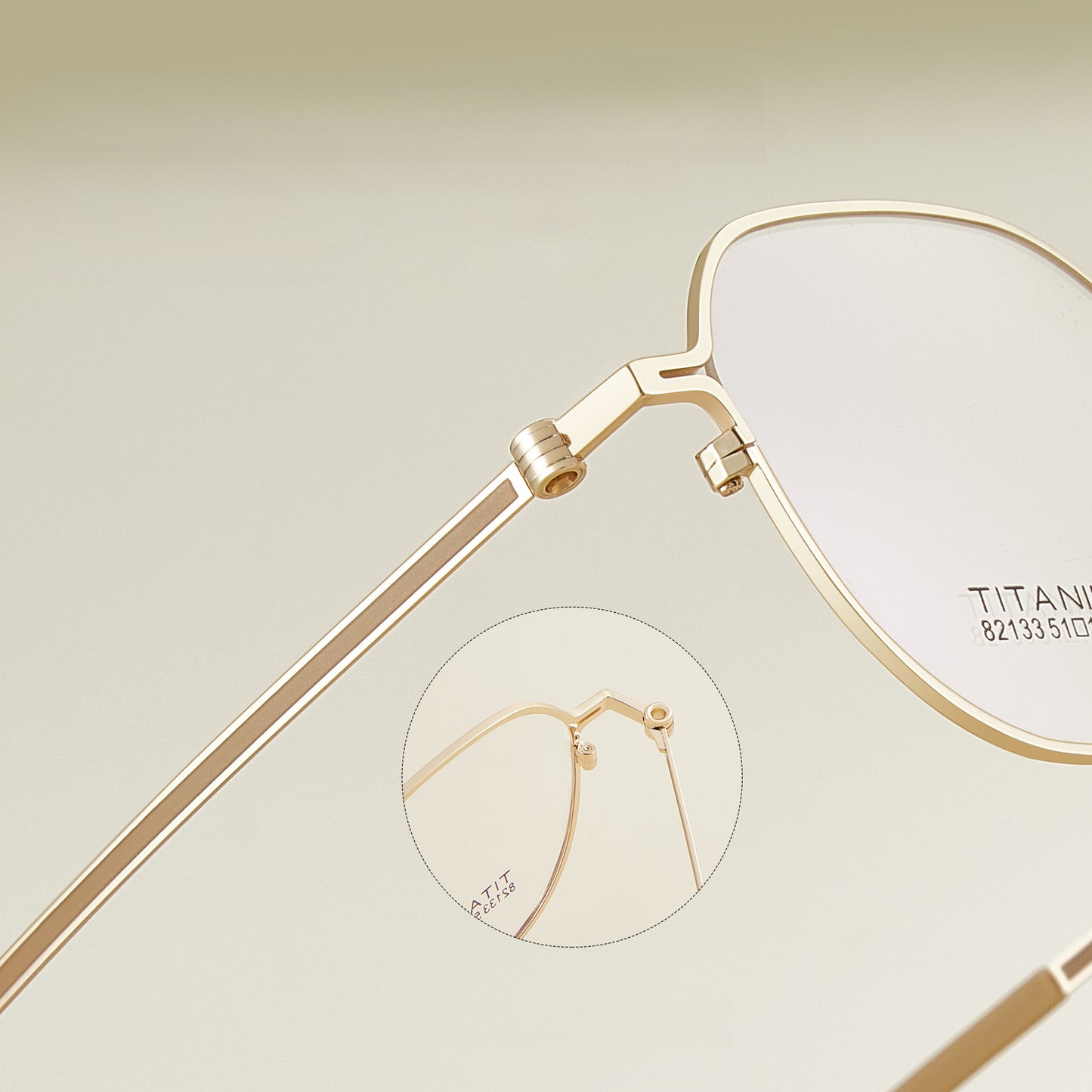 Resona Curve Beta Titanium Eyeglass Frame – Retro Optical Design with Non-Slip Silicone Tips