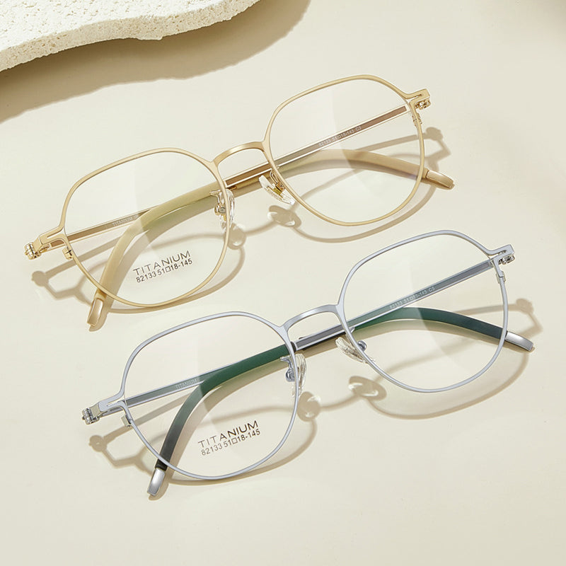Resona Curve Beta Titanium Eyeglass Frame – Retro Optical Design with Non-Slip Silicone Tips